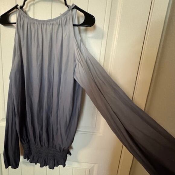 Ramy Brook Lauren Cold Shoulder Smocked Waist Satin Keyhole Blouse Women's L - Picture 2 of 7